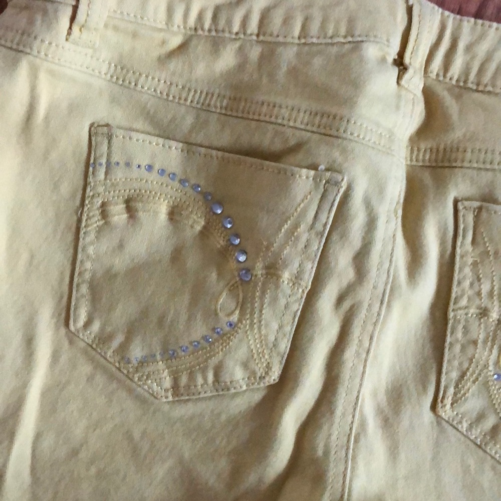 Jeans - Picture 3 of 4